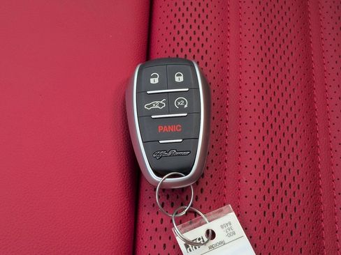 New 2026 Alfa Romeo Giulia w/ Driving Assist Package RWD image 27