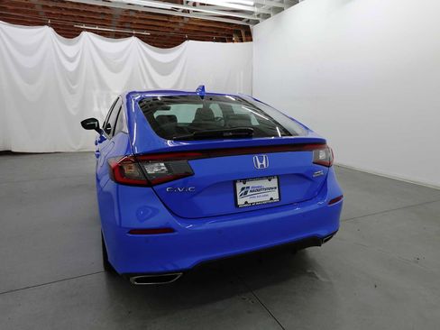 Used 2024 Honda Civic Sport Touring image 7