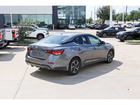 Used 2024 Nissan Sentra SV FWD image 6