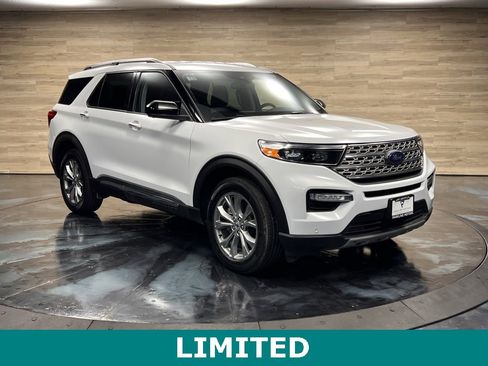 Used 2023 Ford Explorer Limited image 1