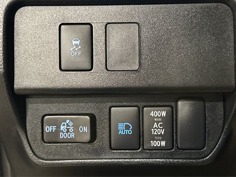 Used 2020 Toyota Tacoma TRD Sport image 20