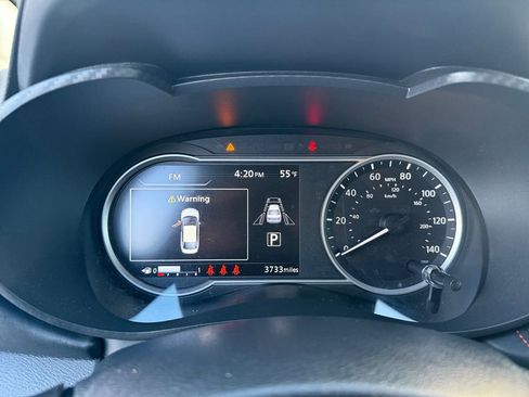 Certified 2025 Nissan Versa SR w/ Trunk Package image 20