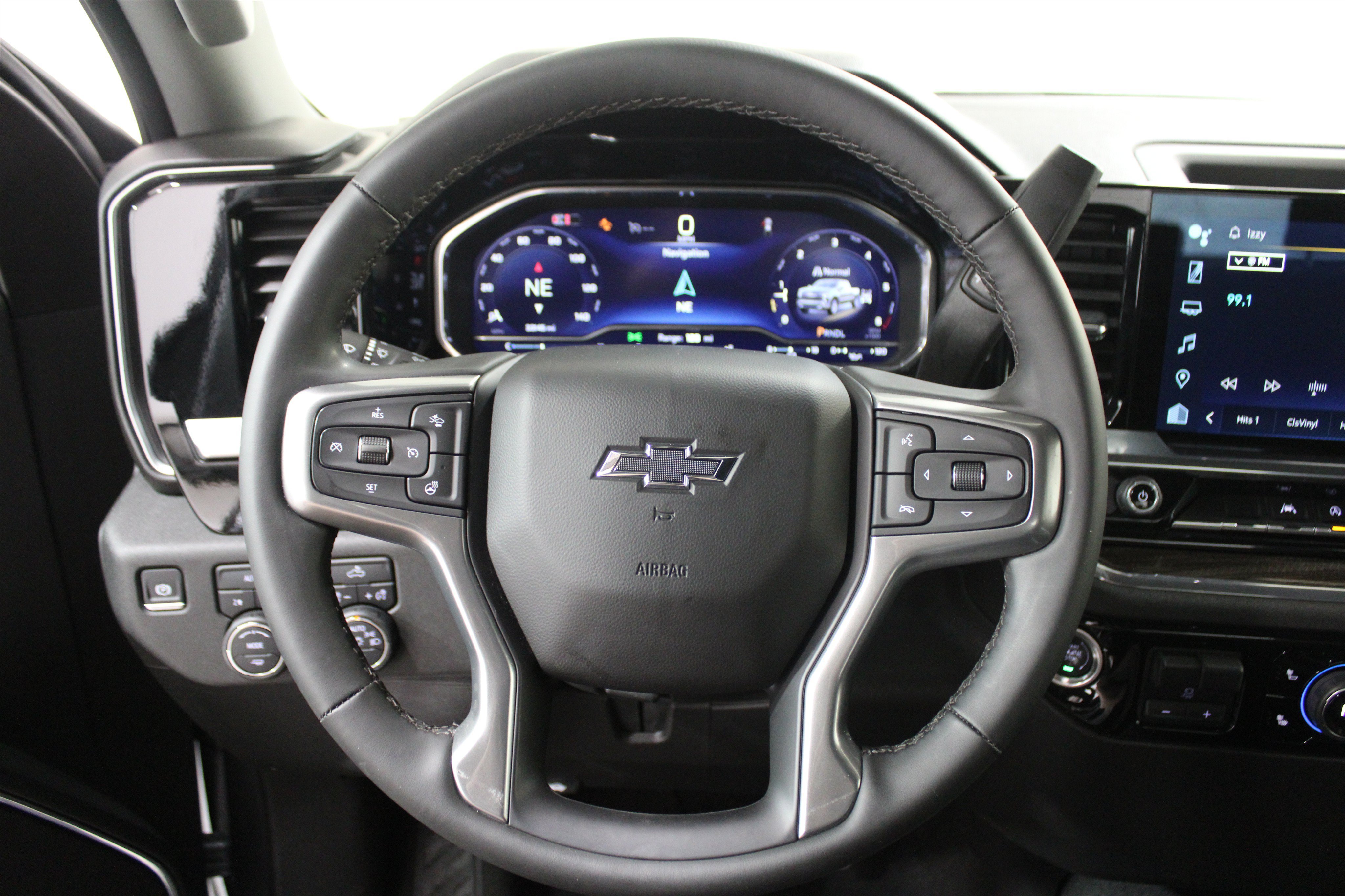 Used 2024 Chevrolet Silverado 1500 RST w/ Protection Package AWD/4WD image 3