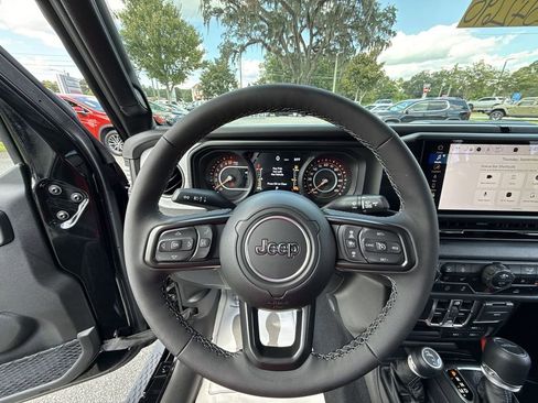 New 2025 Jeep Gladiator Sport image 14