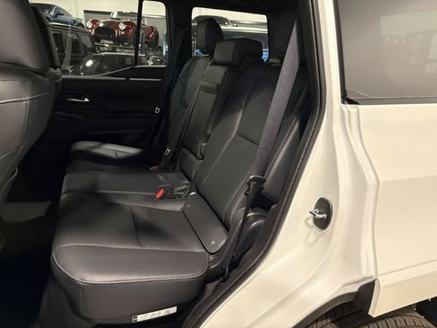 Used 2026 Lexus GX 550 w/ Cold Area Package AWD/4WD image 29