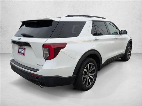 Certified 2022 Ford Explorer ST-Line image 5