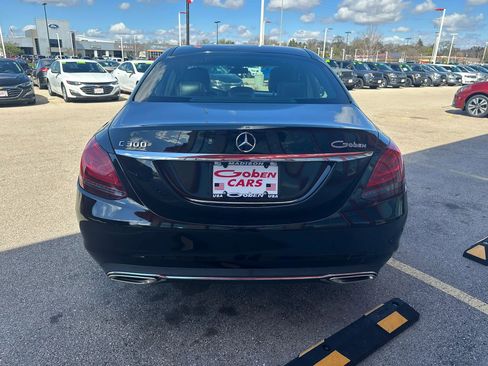 Used 2021 Mercedes-Benz C 300 Sedan image 6