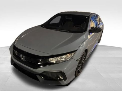 Used 2018 Honda Civic Sport image 12