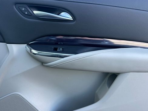 Certified 2023 Cadillac XT4 Luxury image 20