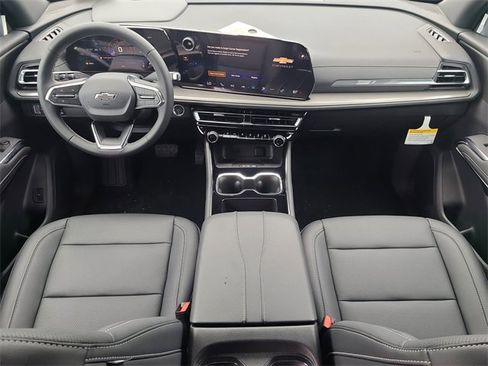 New 2026 Chevrolet Traverse LT w/ Midnight/Sport Edition image 16