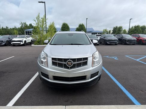 Used 2010 Cadillac SRX Luxury AWD/4WD image 2
