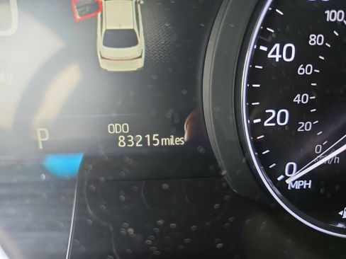 Used 2019 Toyota Avalon Touring FWD image 10