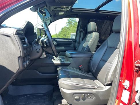 Used 2021 Chevrolet Tahoe RST w/ Luxury Package RWD image 10