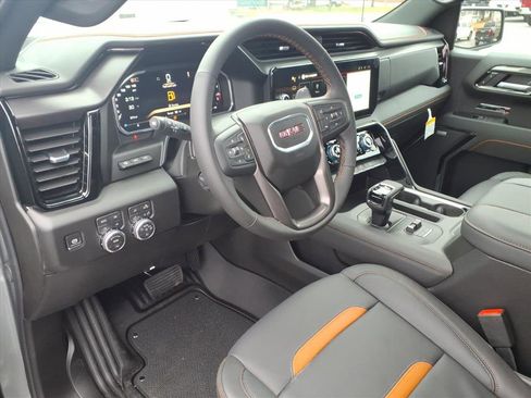 New 2026 GMC Sierra 1500 AT4 w/ AT4 Premium Package AWD/4WD image 10