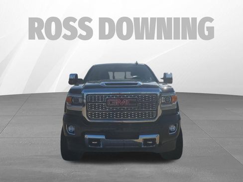 Used 2019 GMC Sierra 2500 Denali w/ Duramax Plus Package image 2