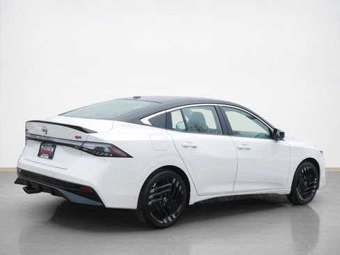 New 2026 Nissan Sentra SR w/ SR Premium Package image 2