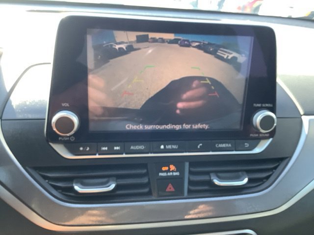 Used 2023 Nissan Altima 2.5 SR FWD image 25