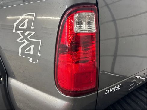 Used 2012 Ford F250 Lariat w/ Lariat Interior Pkg image 34