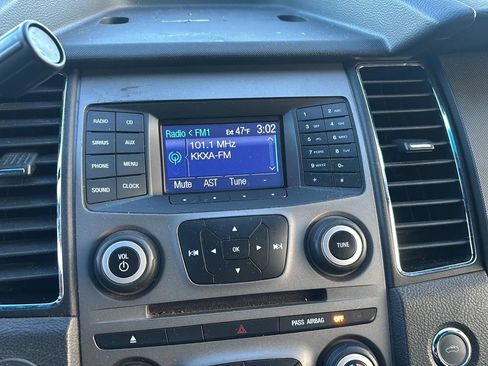 Used 2014 Ford Taurus Police Interceptor AWD image 31