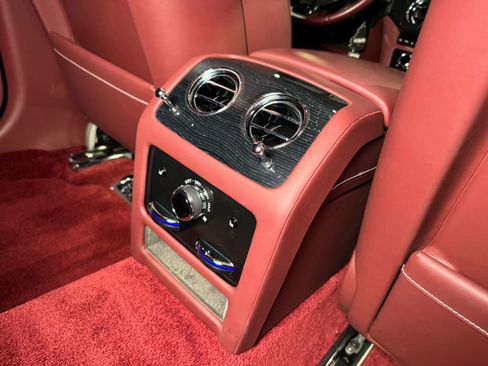 Used 2021 Rolls-Royce Ghost image 14