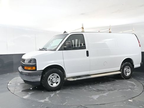 Used 2019 Chevrolet Express 2500 w/ Driver Convenience Package image 2