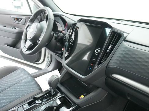 Used 2026 Subaru Forester Premium image 27