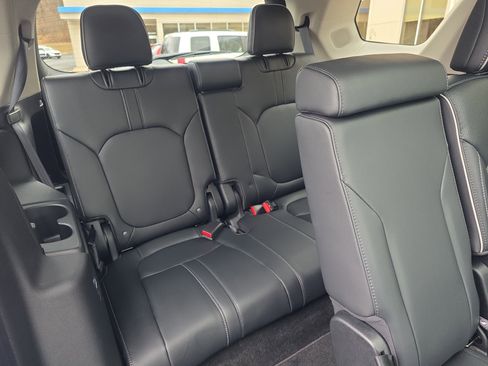 Used 2023 Honda Pilot Elite image 15