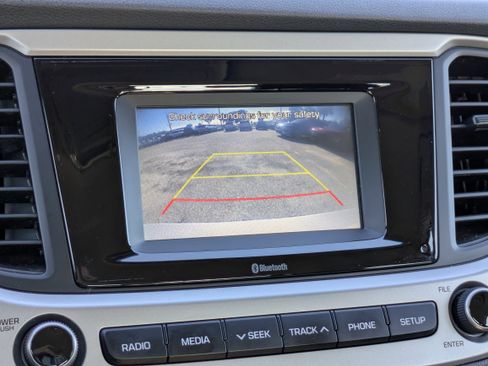 Certified 2021 Hyundai Accent SE image 21