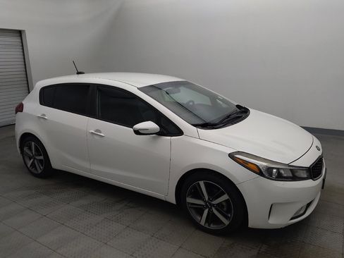 Used 2017 Kia Forte EX FWD image 11