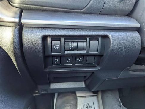 Used 2023 Subaru Crosstrek 2.5i Limited w/ Moonroof Package image 29