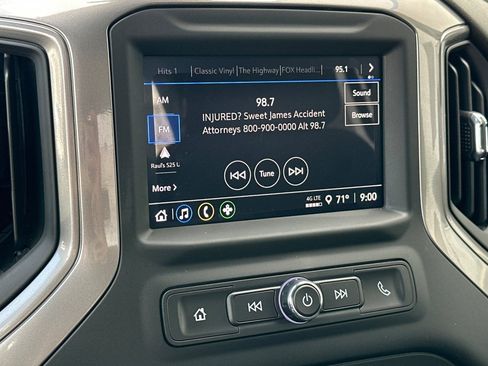 Used 2026 Chevrolet Silverado 1500 Custom w/ LPO, Dark Essentials Package RWD image 24
