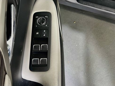 Used 2017 Lexus RX 350 AWD w/ Luxury Package image 18