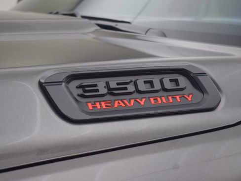 Used 2024 RAM 3500 Big Horn w/ Night Edition image 40