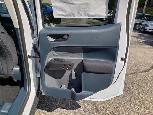 New 2025 Ford Maverick XL FWD image 17