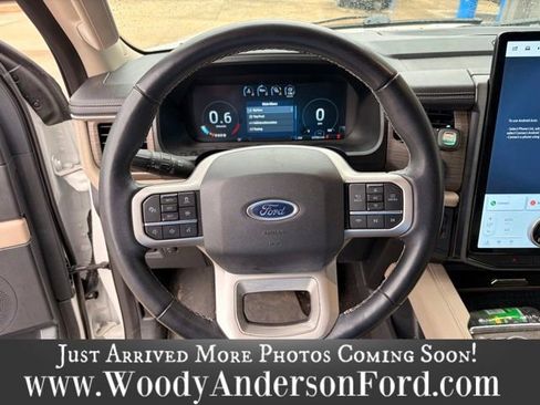 Used 2023 Ford Expedition Max Limited AWD/4WD image 13