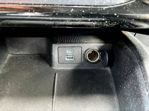 Used 2022 Ford Escape SE AWD/4WD image 19