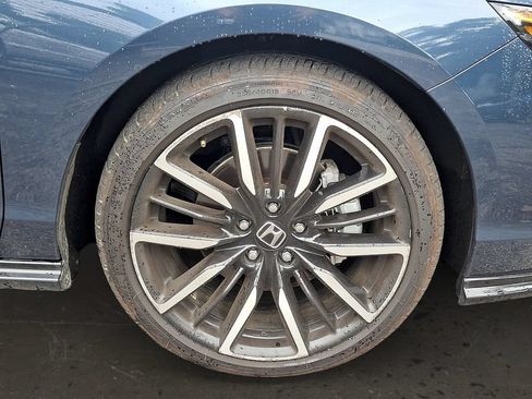 Used 2023 Honda Accord Touring image 10