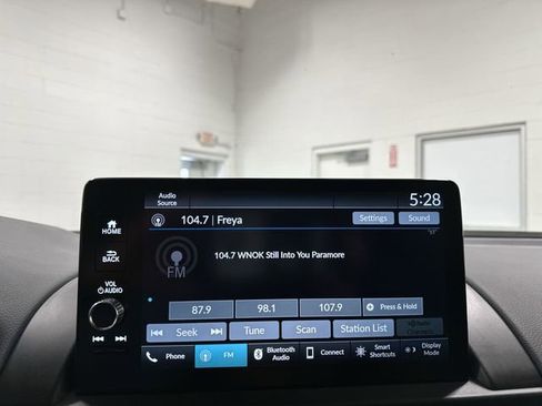 Used 2025 Honda Pilot EX-L image 34