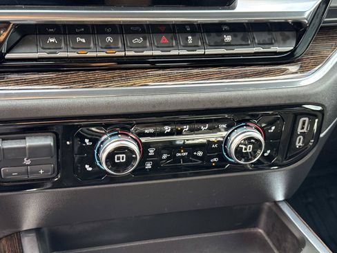 Used 2023 GMC Sierra 1500 Elevation w/ Elevation Premium Package RWD image 18