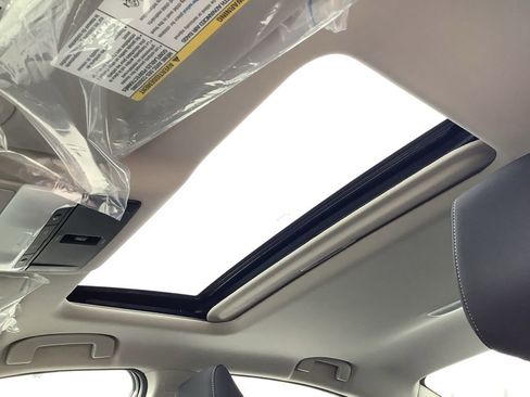 New 2025 Nissan Altima 2.5 SV w/ SV Premium Package image 31