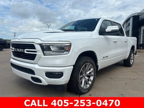 Used 2023 RAM 1500 Laramie AWD/4WD image 2