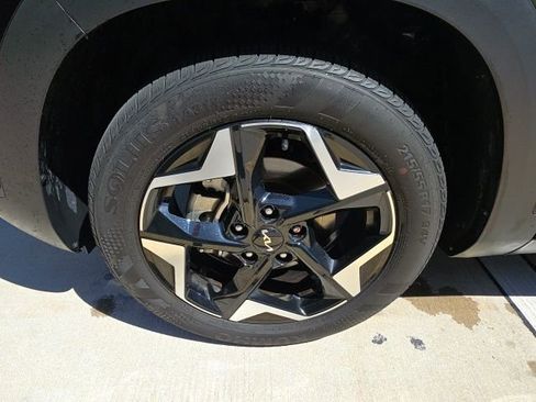 Used 2025 Kia Seltos S image 10