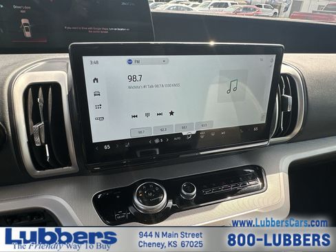 Used 2025 Ford Expedition Active AWD/4WD image 16