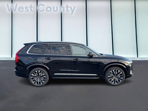 New 2026 Volvo XC90 B6 Plus w/ Protection Package Premier image 2