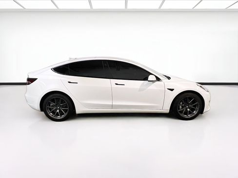 Used 2022 Tesla Model 3 Long Range AWD/4WD image 24