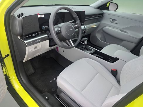 New 2026 Hyundai Kona SE image 12