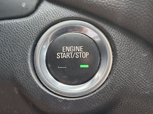 Used 2022 Chevrolet Equinox LT FWD image 26