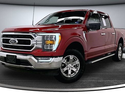 Used 2022 Ford F150 XLT w/ Equipment Group 302A High AWD/4WD image 3