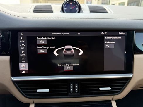 Used 2019 Porsche Cayenne image 23