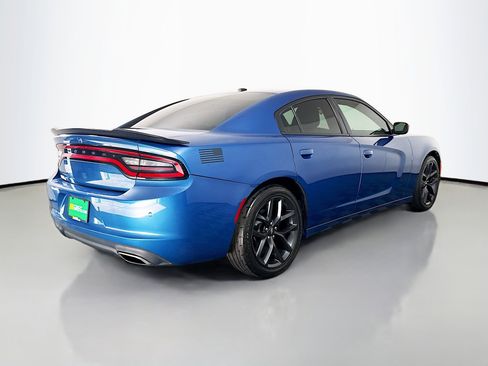 Used 2021 Dodge Charger SXT w/ Blacktop Package image 10